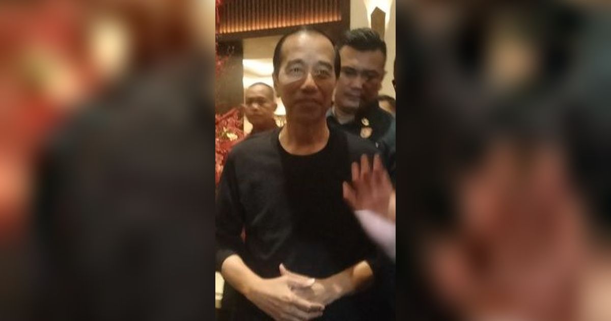 Jokowi Sambangi Hotel Tempat Kumpul TKN, Ini Penjelasan Gibran