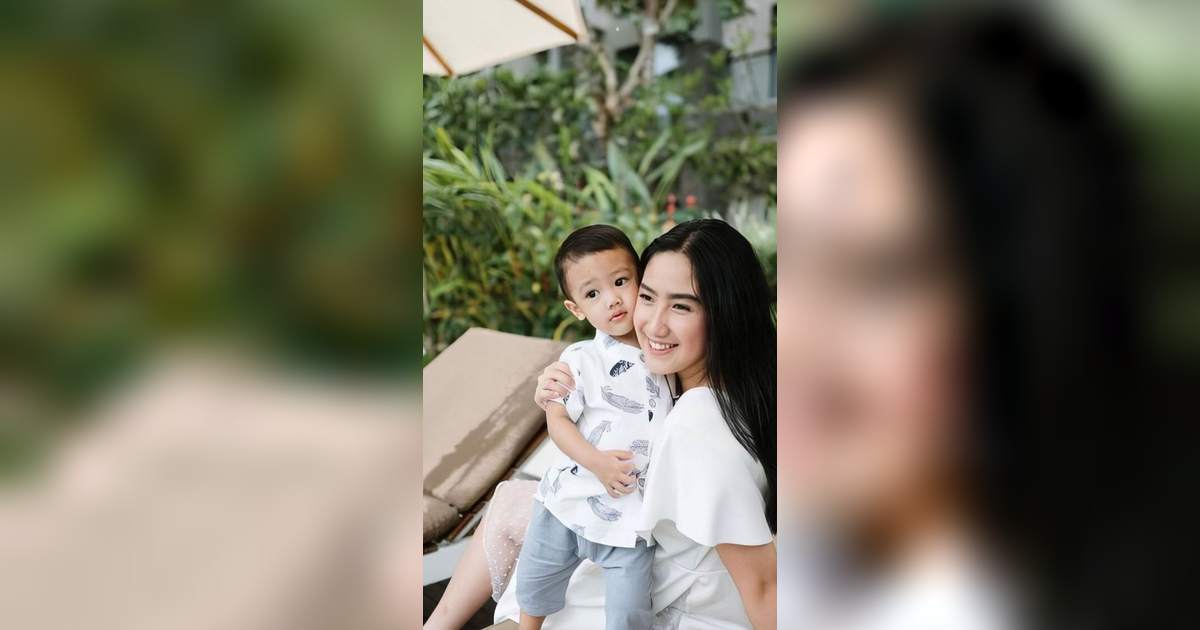 6 Momen Haru Tamara Tyasmara saat Kehilangan Dante Sang Anak, Nangis dan Peluk Erat