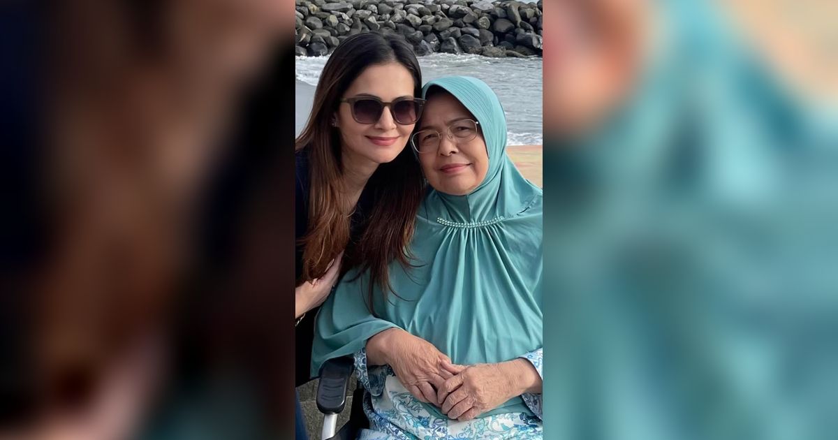 Sama-sama Cantik, Intip Deretan Foto Cut Tari Bersama Sang Ibunda yang Jarang Tersorot