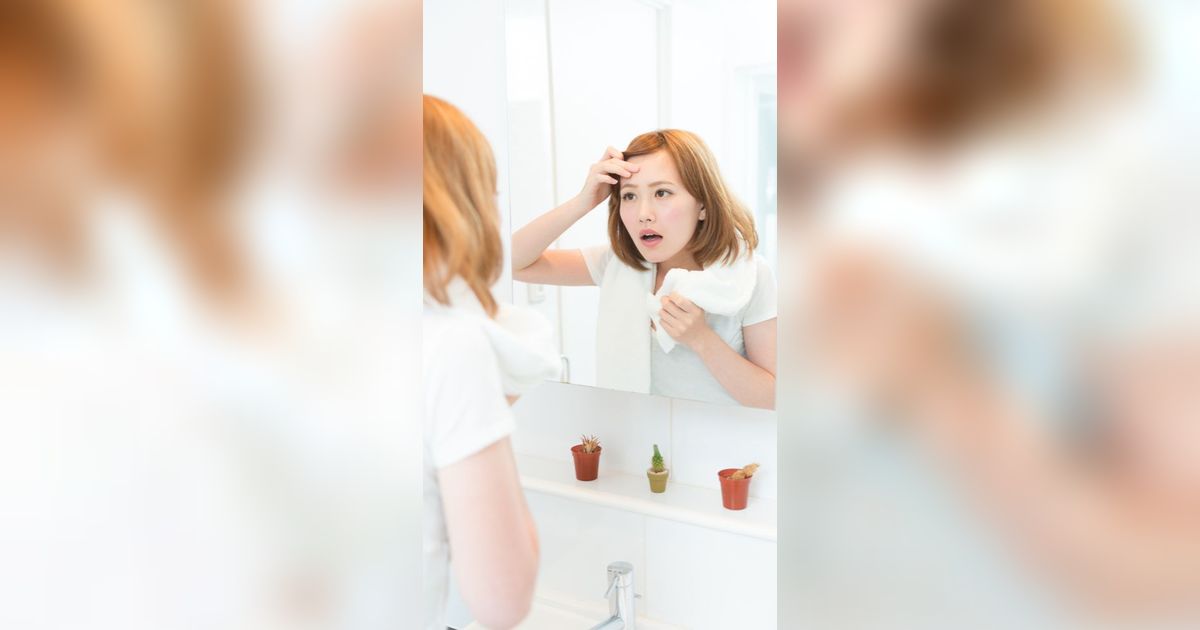 5 Kebiasaan Pakai Skincare yang Ternyata Malah Bikin Jerawatan, Ada yang Sering Kamu Lakukan?