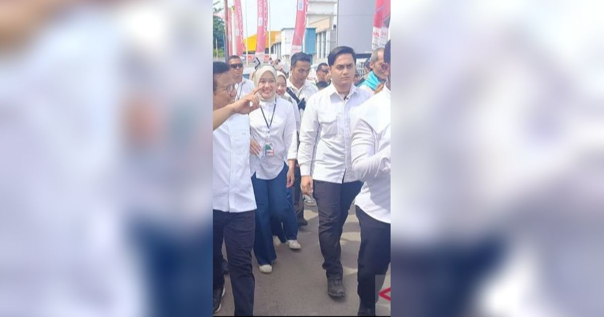 Diiringi Selawat, Cak Imin Nyoblos di TPS 023 Kemang