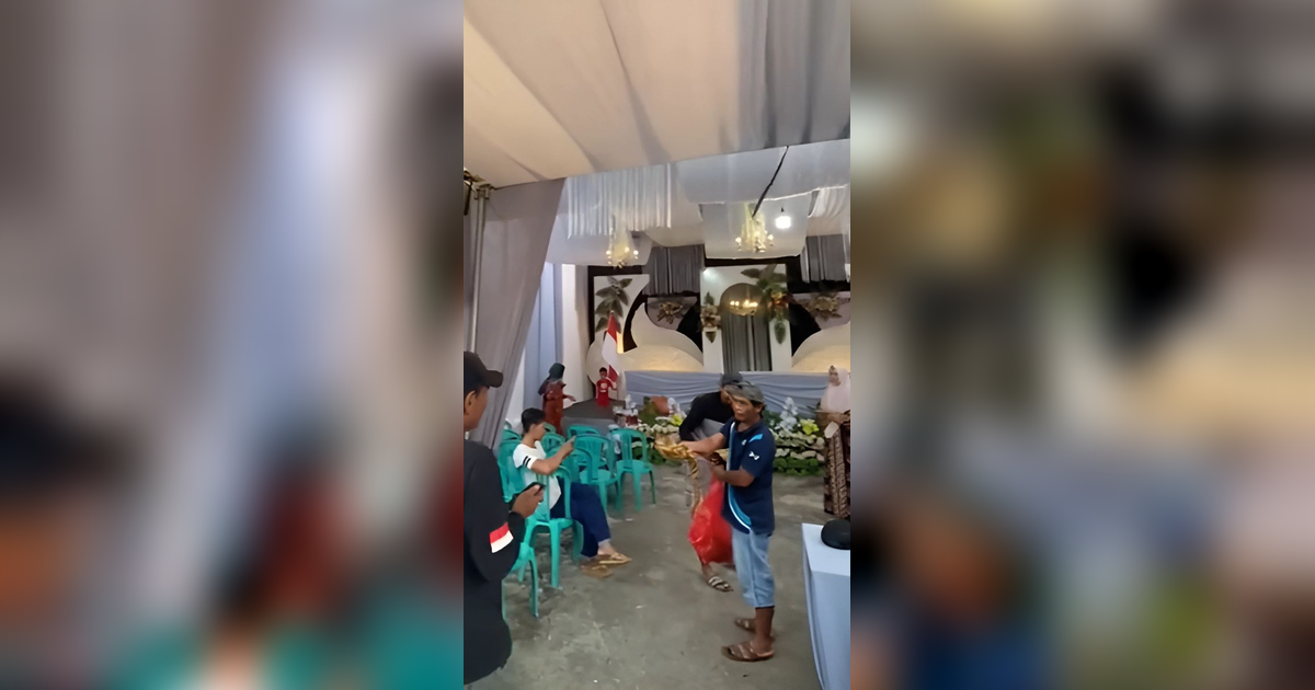 Mewah! TPS di Lamongan Didekorasi bak Acara Pernikahan