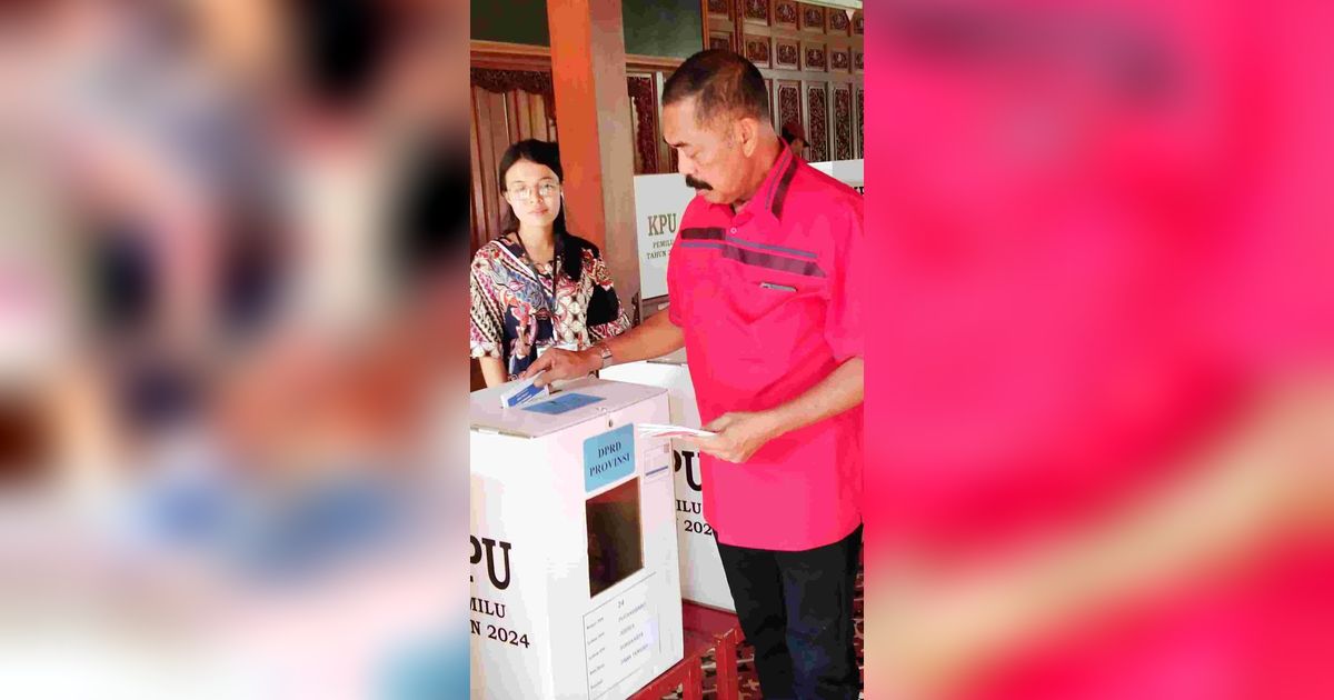 FX Rudy Nyoblos Tepat Jam 8: Karena ini Presiden ke-8