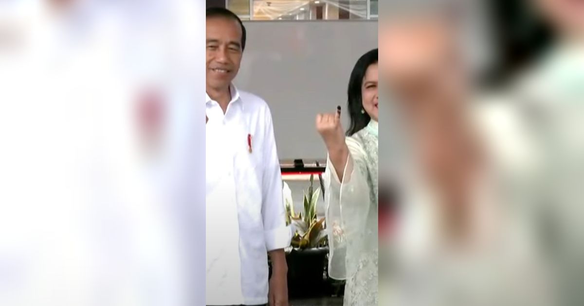 VIDEO: Reaksi Jokowi dan Ibu Iriana Ditanya Doa untuk Gibran di Hari Pencoblosan