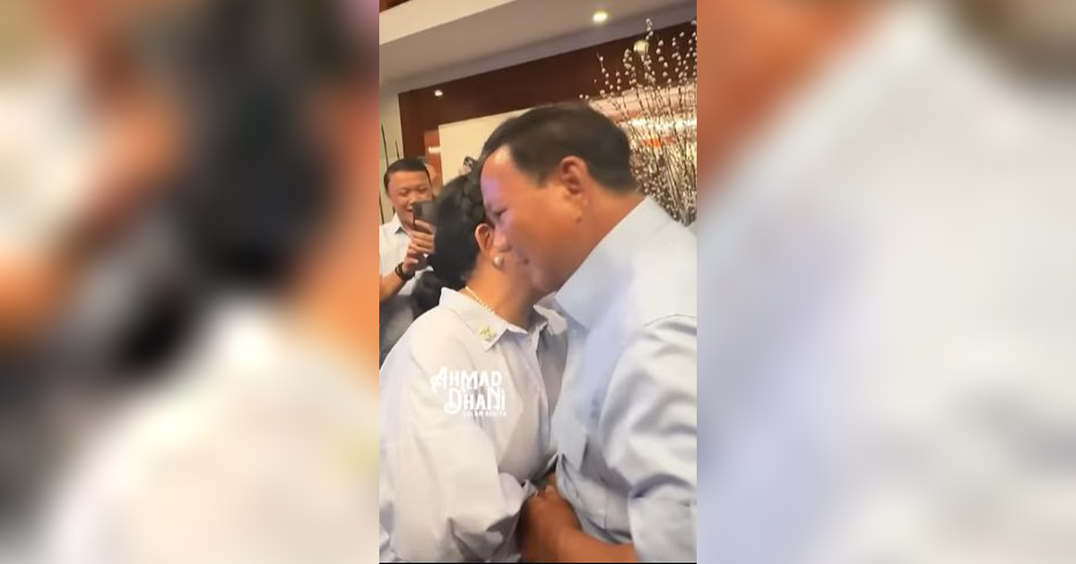 Momen Bahagia Unggul Versi Quick Count, Satu Rumah Riuh saat Prabowo dan Titiek Soeharto Cipika - Cipiki