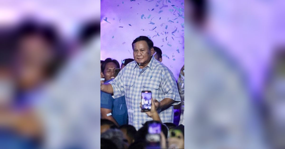 Satu Istora Gempar Prabowo Sapa Titiek, Dua Jenderal TNI-Polri Ikut Tertawa Lepas