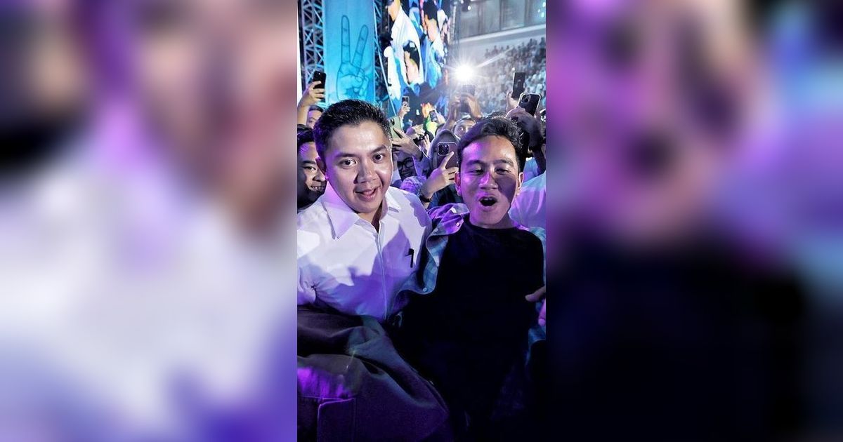 Gibran Pamer Digendong Mayor Teddy: Mimpi Apa Semalam