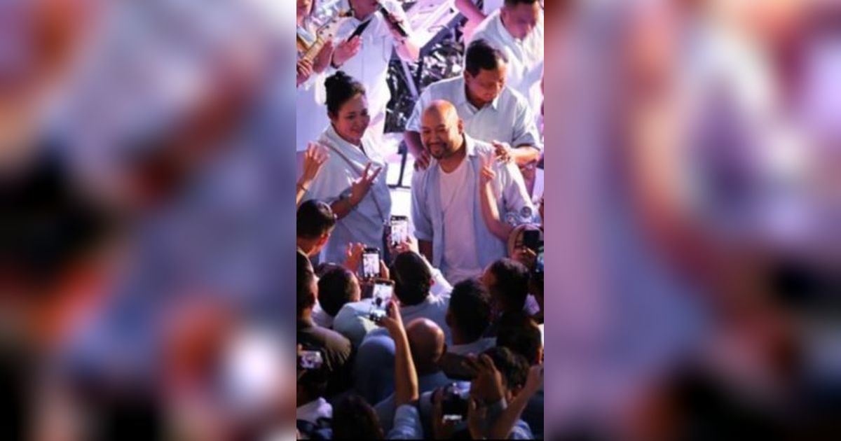 VIDEO: Prabowo Panggil Titiek Soeharto, Gedung Istora Pecah Teriakan Soulmate