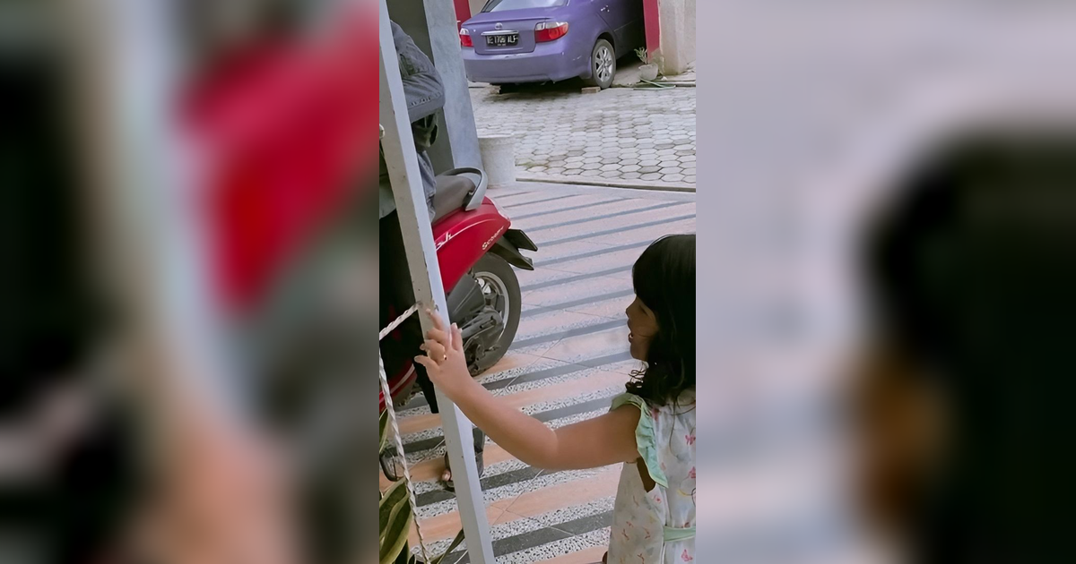 Video Manis Ayah Full Senyum, Istri dan Putrinya Berebut Bilang 