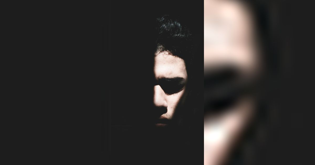 Naudzubillah, Inilah Hukuman bagi Orang Munafik di Alam Kubur dan Ciri-Ciri Orangnya