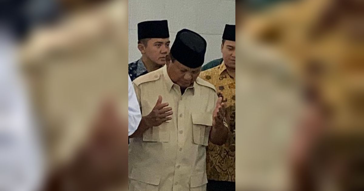 Prabowo Subianto Berziarah ke Makam Habib Kwitang