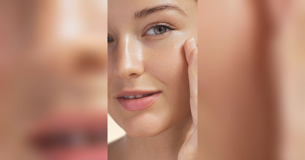 Tren Minum Kolagen untuk Kulit Glowing, Efektif Gak Sih? Dokter Beri Penjelasan