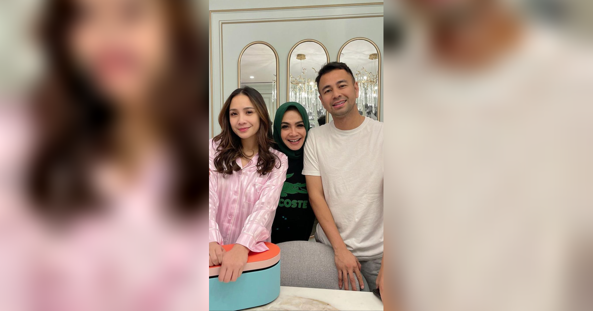 Rieta Amilia Beri Pesan Haru di Hari Ulang Tahun Nagita Slavina dan Raffi, Ini Transformasi Kebersamaan Ketiganya yang Selalu Kompak