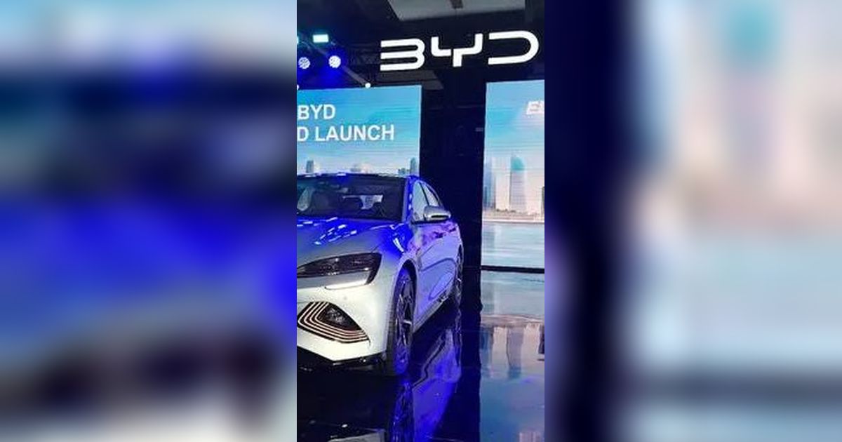 Mobil Listrik dan Hybrid Termahal yang Mejeng di IIMS 2024