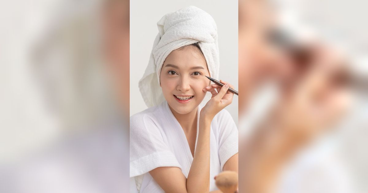 Eyeliner Hitam VS Coklat, Mana yang Lebih Cocok Untukmu?