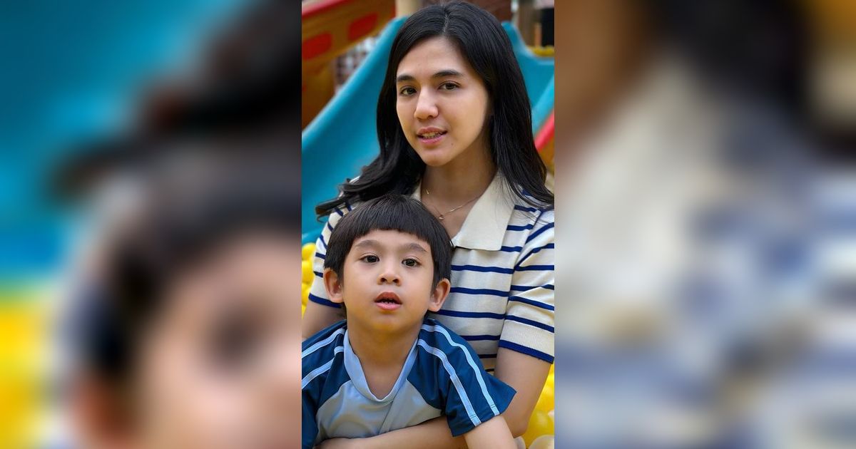 Potret Cantik DJ Una Momong Putra Semata Wayangnya, Single Mom yang Selalu Sukses Curi Perhatian