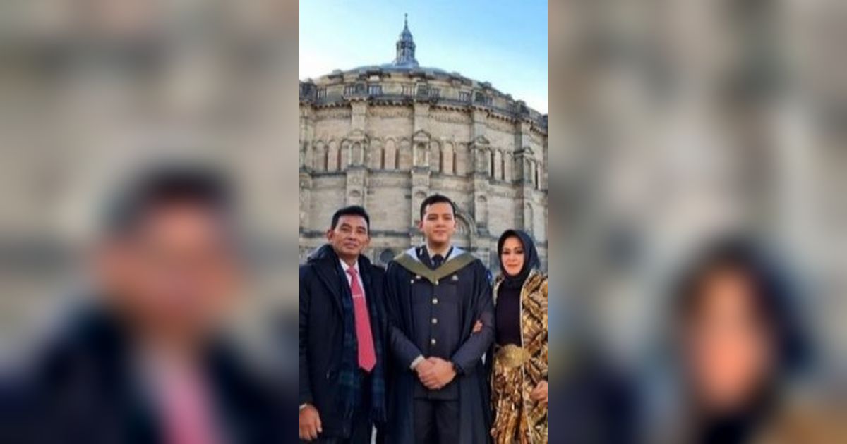 Momen Iptu Hafiz Akbar Manja ke Ayah, Jenderal Eks Kasau 'Pasrah' Digelendoti Sang Putra