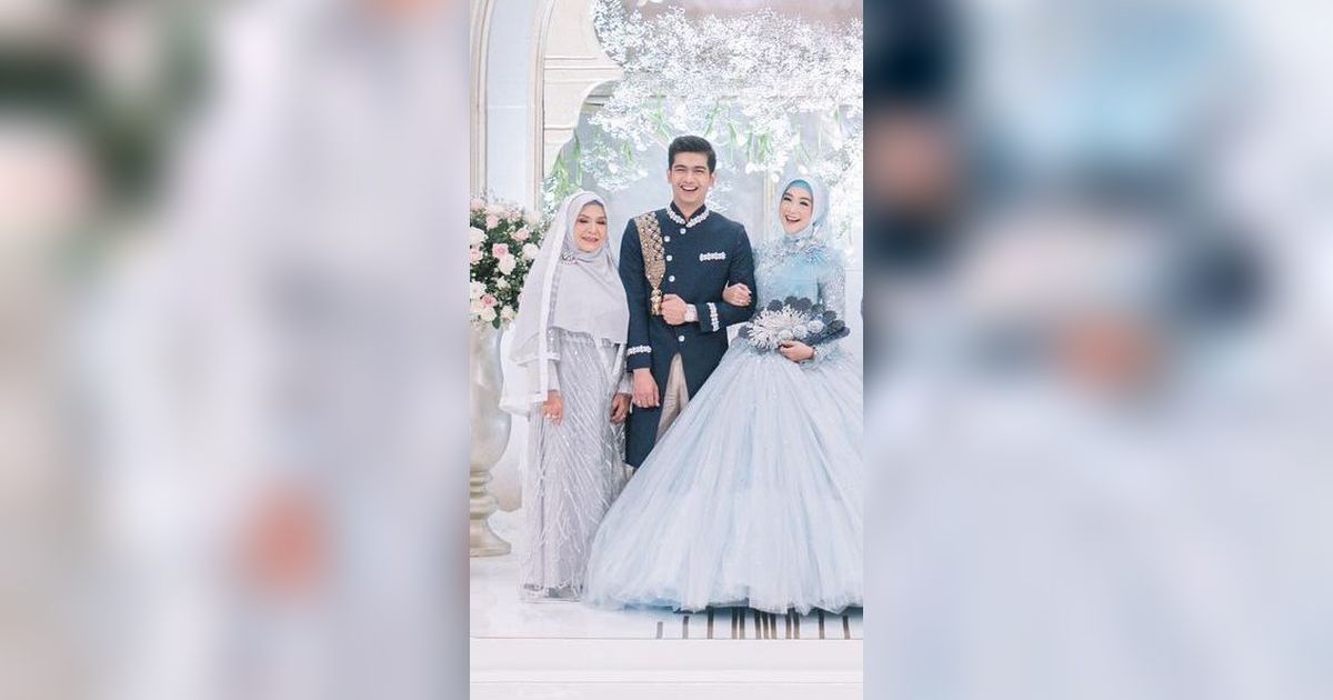 Diduga Keluarga Ikut Campur, 6 Potret Kedekatan Ria Ricis dan Mertua yang Lagi Disorot