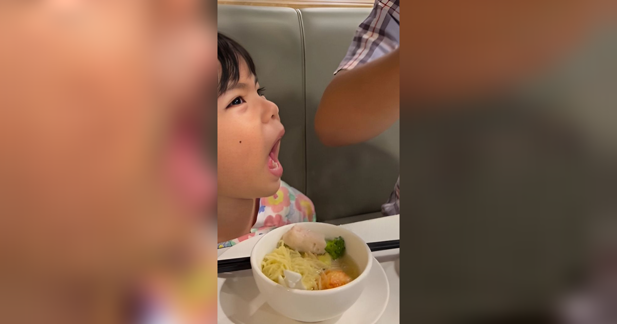 Lucunya Ibu 'Kompori' Sang Putri yang Cemburuan Jika Ayahnya Dipanggil 'Sayang'