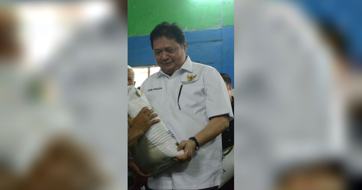 Menteri Airlangga Buka-bukaan Soal Tujuan Penyaluran Bansos untuk 22 Juta Masyarakat Penerima