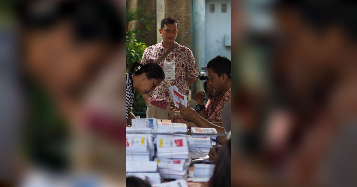 Ratusan Petugas Pemilu di Garut Sakit usai Kelelahan Kerja Lebih dari 12 Jam, 2 Gugur dalam Tugas