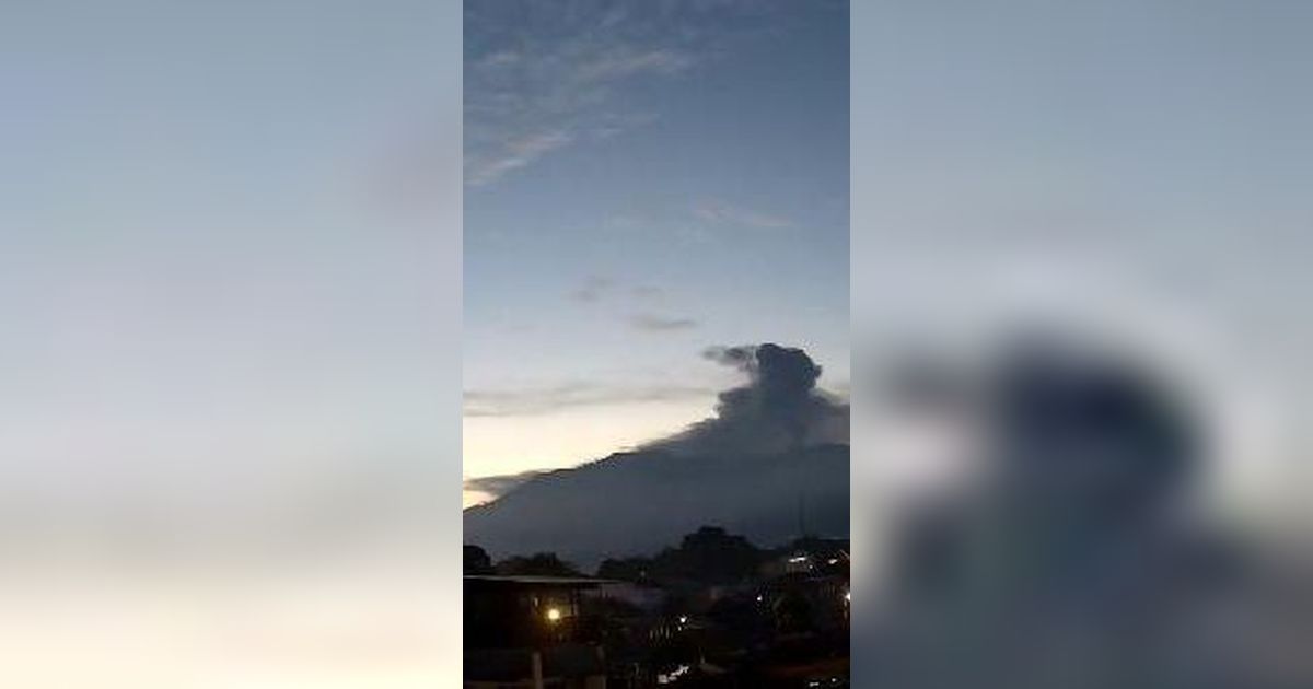 Gunung Marapi Sumbar Kembali Erupsi, Semburkan Abu Setinggi 600 Meter