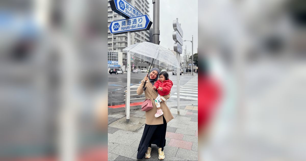 Usai Bertemu Teuku Ryan di Pengadilan, Ria Ricis Ajak Sang Anak 'Kabur' ke Jepang