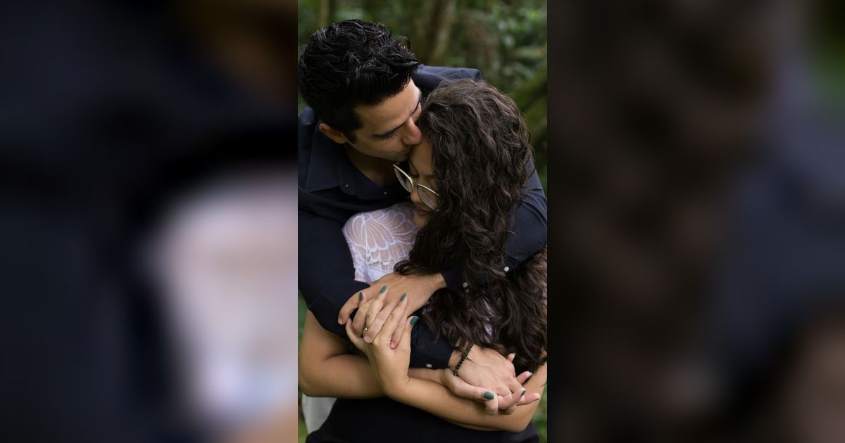 60 Kata-Kota Romantis untuk Suami Istri yang Bikin Hubungan Makin Awet, Membahagiakan Banget!