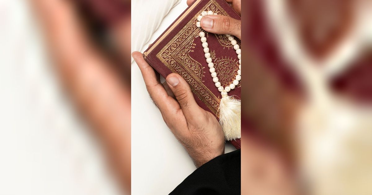 Hadis Nisfu Syaban tentang Keistimewaannya, Menunjukkan Betapa Mustajabnya Berdoa di Bulan Ini