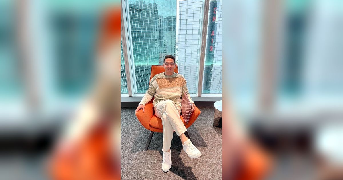 7 Potret Hendry Tan CEO Skincare Bareng Anak Kembarnya, Momen Manis Curi Perhatian