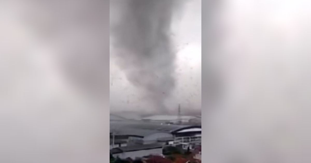 Sejarah Angin Puting Beliung Mirip Tornado di Bandung