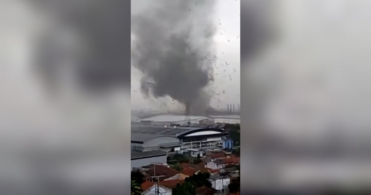 Begini Penampakan Tornado Rancaekek Bandung Dilihat dari Angkasa
