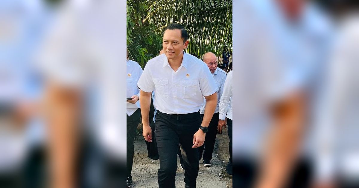 AHY Unggah Momen Blusukan Bagi-Bagi Sertifikat Tanah, Gibran Beri Komentar Emoji Api