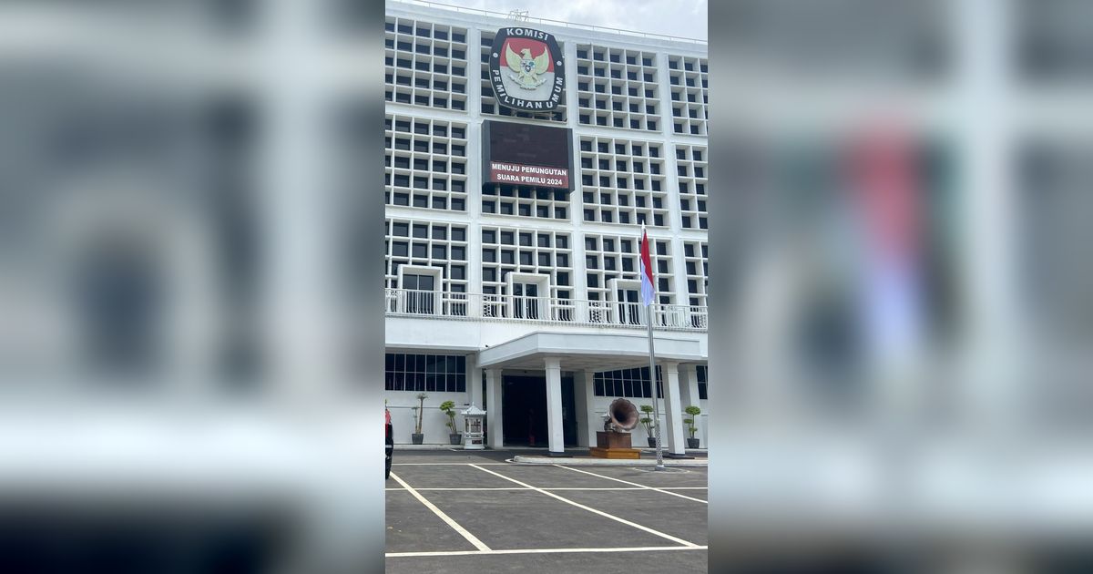 957 Personel Gabungan Amankan Demo di KPU Siang Ini