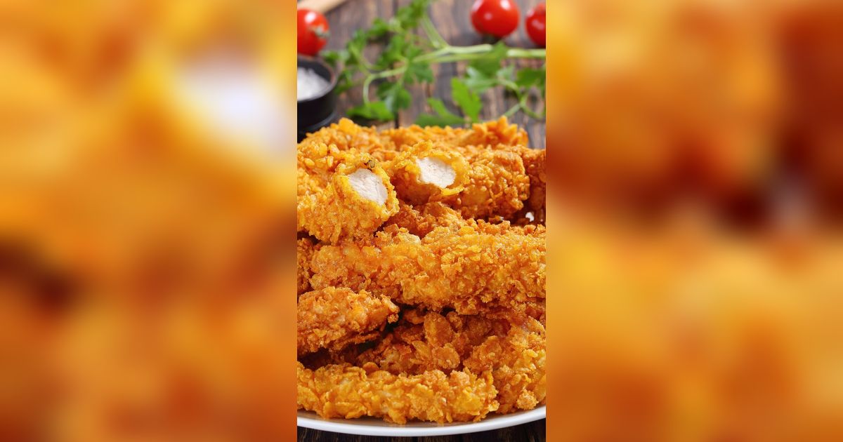Teknik Masak Ayam Tepung ala Resto, Rendam dengan Air Es Biar Teksturnya Renyah