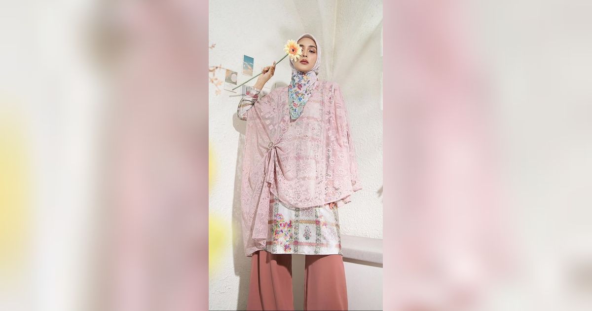 Tengok Koleksi Anggun Busana Muslim untuk Ramadan dan Lebaran