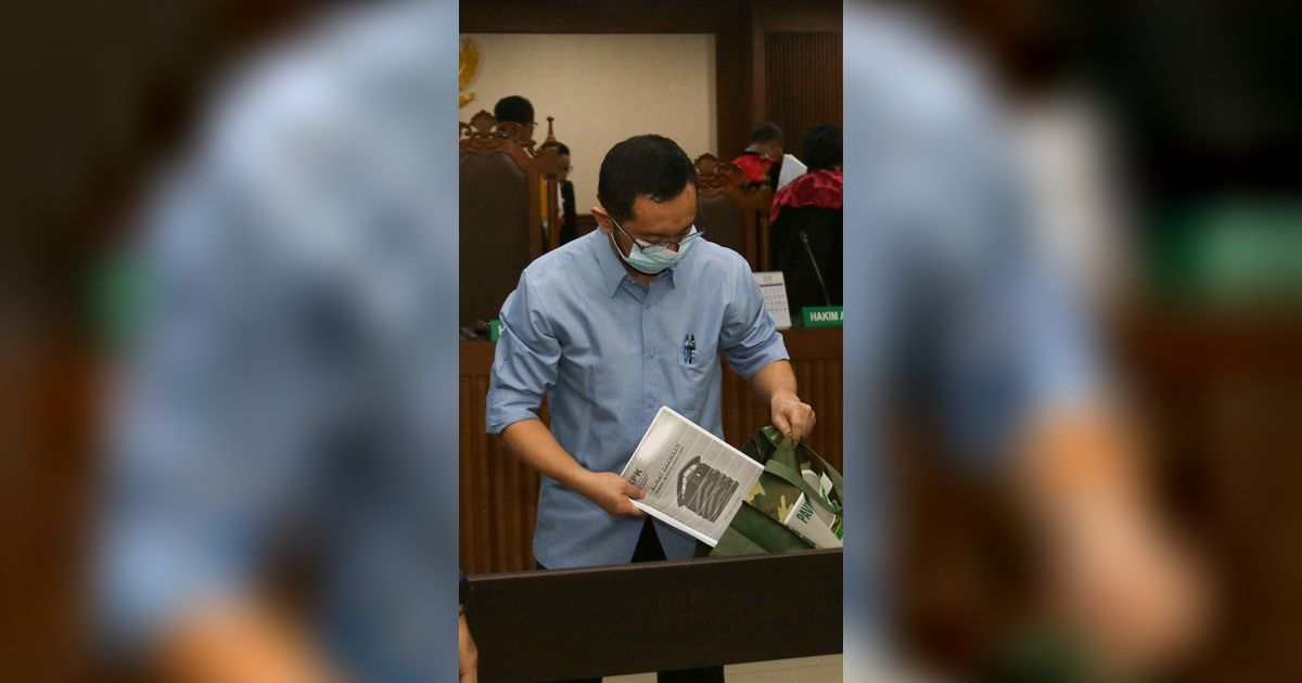 KPK Sita Tiga Rumah Mewah dan 14 Ruko Milik Andhi Pramono di Kepri