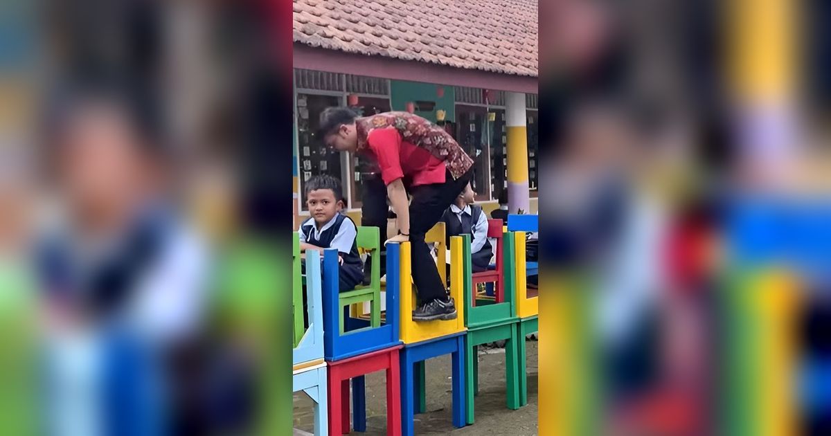 Kreatif dan Totalitas, Guru TK Bikin Simulasi Stasiun Kereta Api di Sekolah