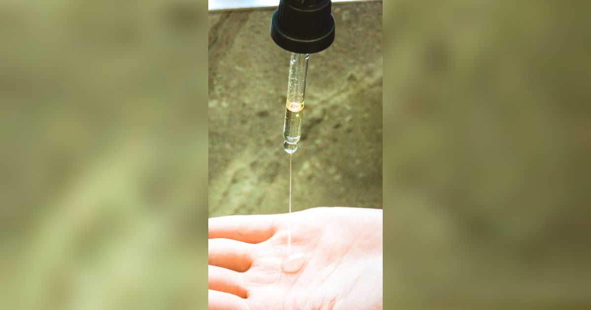 Perbedaan antara Retinoid dan Retinol, Hati-hati Jangan Salah Paham