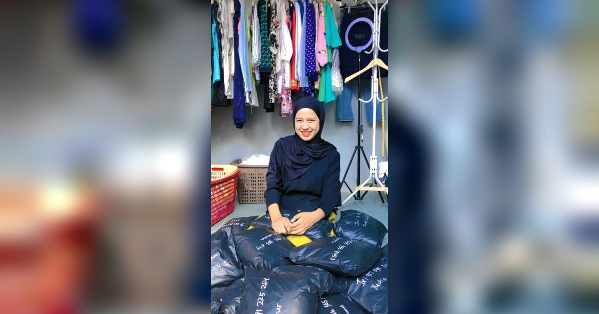 Pasang Surut Pedagang Pakaian Thrift di TikTok Shop