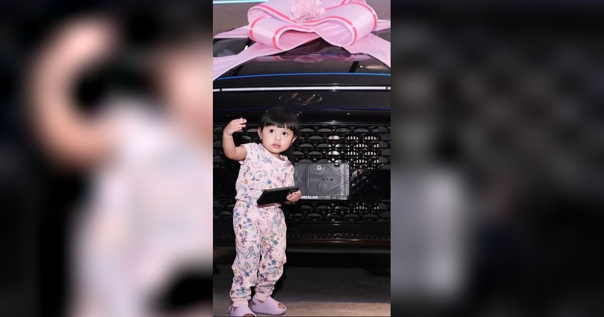 Masih Balita! 10 Anak Artis ini Diberi Kado Harga Miliaran, Jet Pribadi Hingga Saham Perusahaan