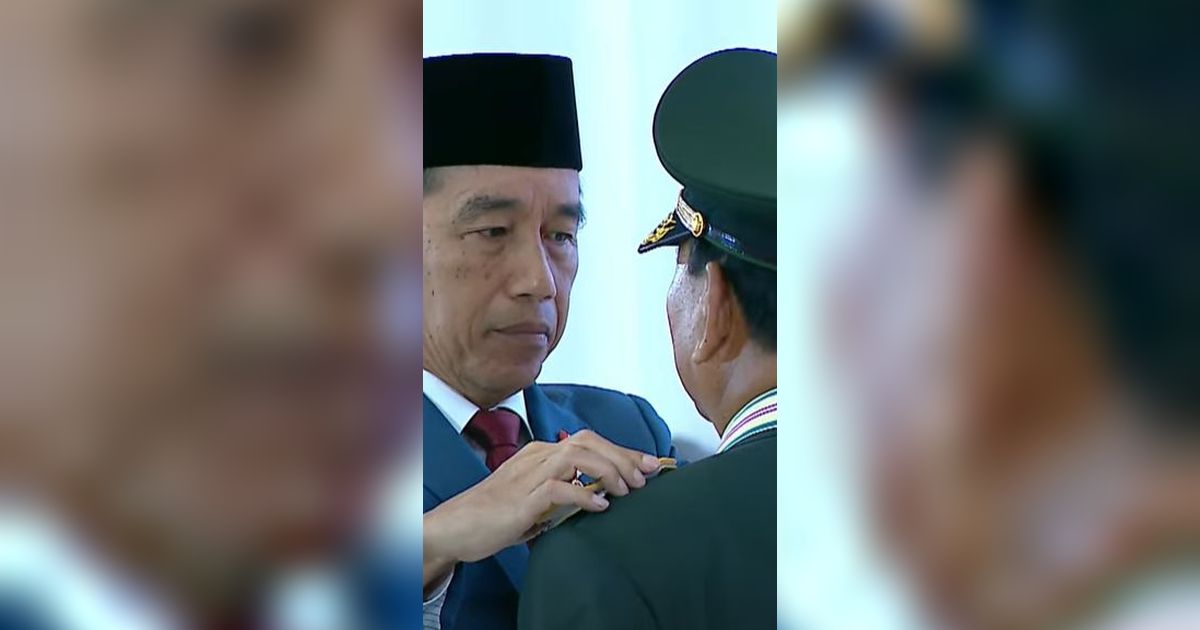 Jokowi Bantah Ada Transaksi Politik di Balik Kenaikan Pangkat Jenderal Kehormatan Prabowo