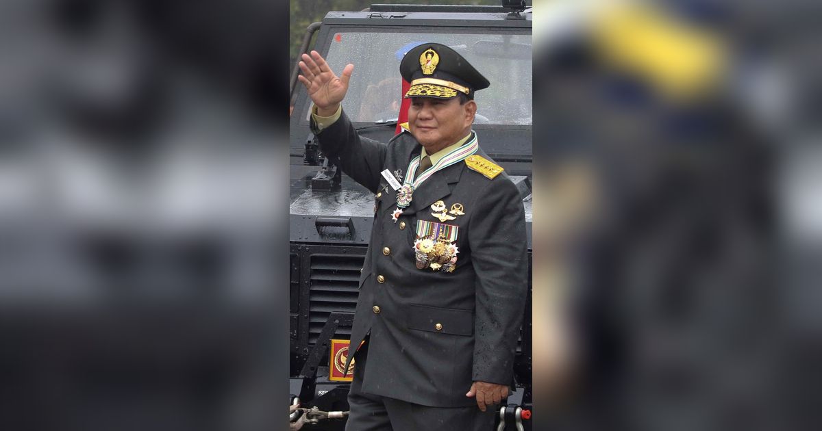 Terima Kenaikan Pangkat Jenderal TNI Kehormatan, Prabowo: Kayaknya Berat Ya