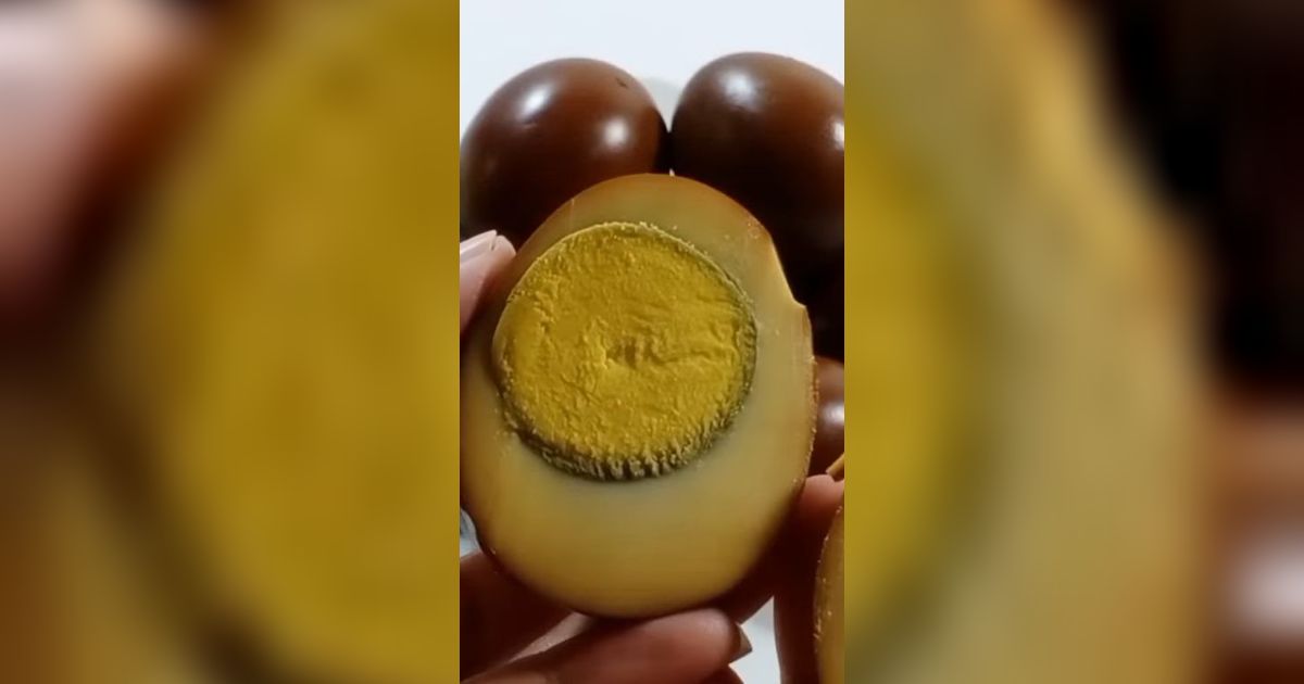 Cara Buat Telur Bacem Berwarna Coklat Pekat yang Nikmat