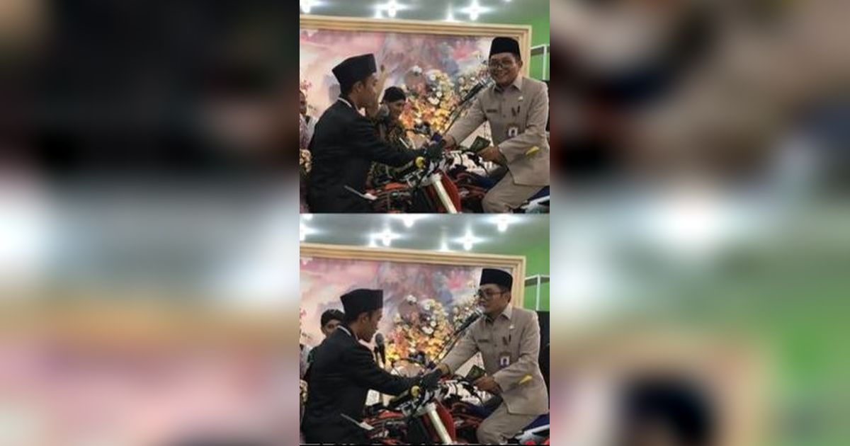 Momen Unik Sepasang Pengantin Lakukan Akad Nikah di Atas Motor Trail, Curi Perhatian Warganet