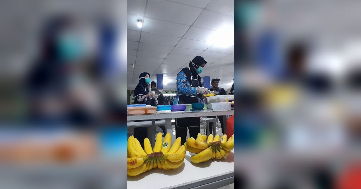 Daftar Menu Makan Siang Gratis Rp15 Ribu, Ayam Goreng hingga Gado-Gado