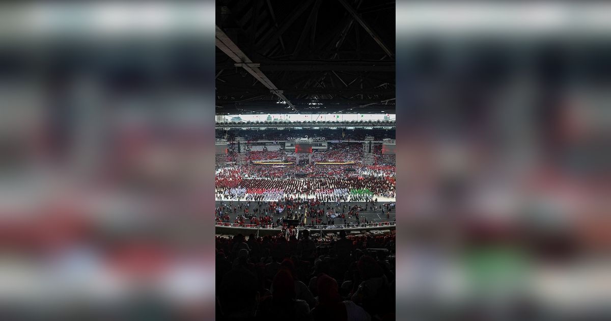 VIDEO: Orasi Menggelegar Vicky 'Sang Gladiator' di Kampanye Ganjar, Satu Stadion Bergemuruh