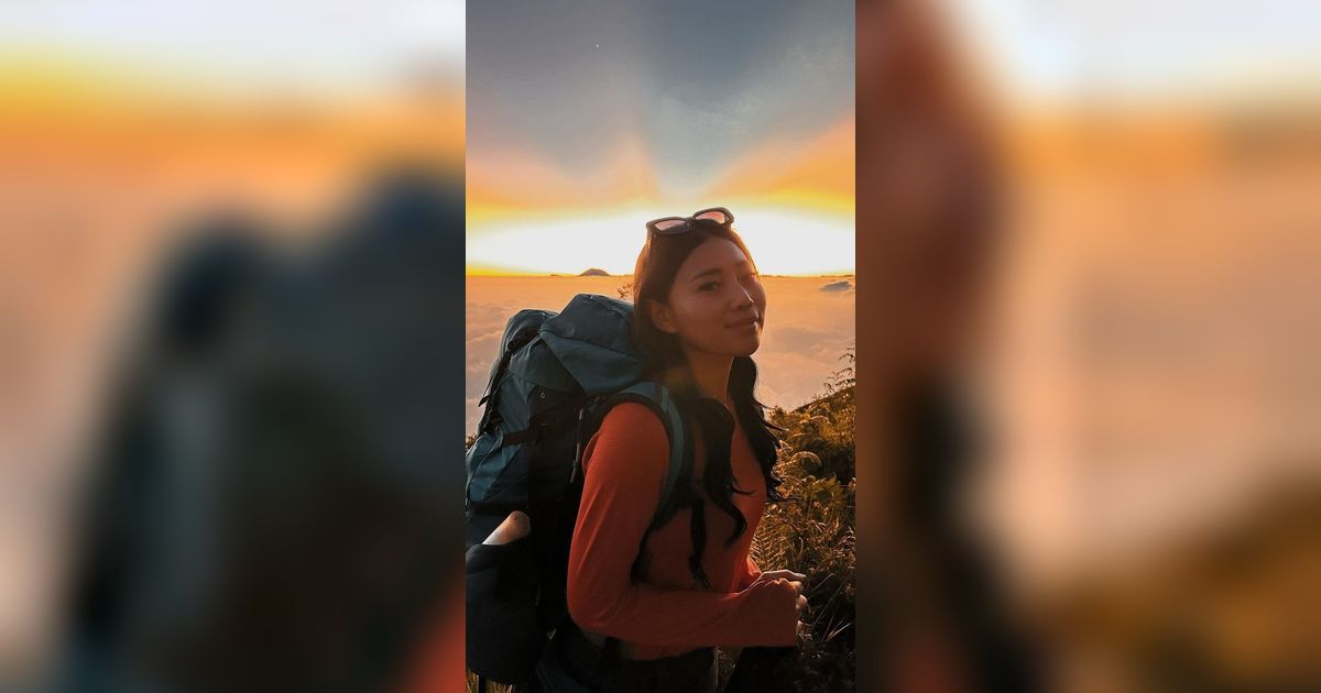 Potret Wendy Mantan Istri Reza Arap Bikin Salfok Saat Minum Mata Air Langsung di Pegunungan: 'Bikin Nagih'
