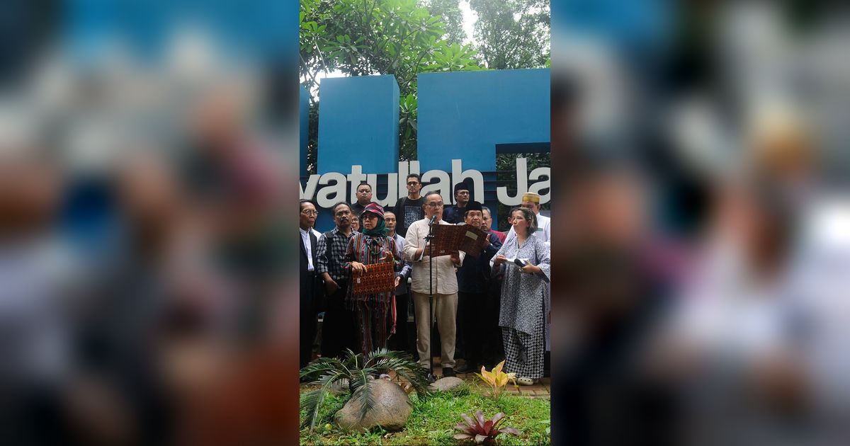 FOTO: Bacakan 'Seruan Ciputat', Sivitas Akedemika UIN Jakarta Desak Presiden Netral dan KPU Profesional di Pemilu 2024