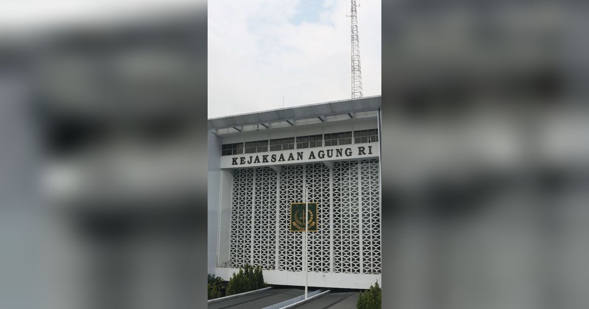 Kejagung Didesak Buru Tersangka Lain Kasus Korupsi Transaksi Emas Antam